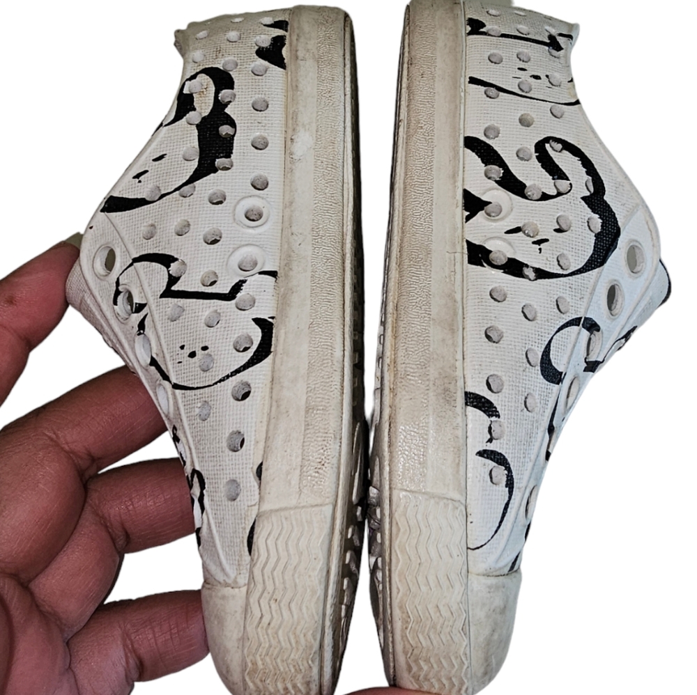 Native Shoes - Picture 2 of 7